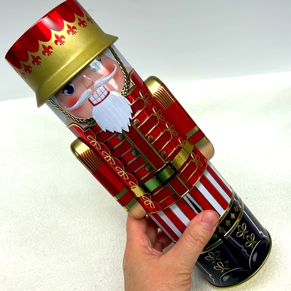 12” Cylinder shaped red Nutcracker Soldier lidded tin - Picture 2 of 12